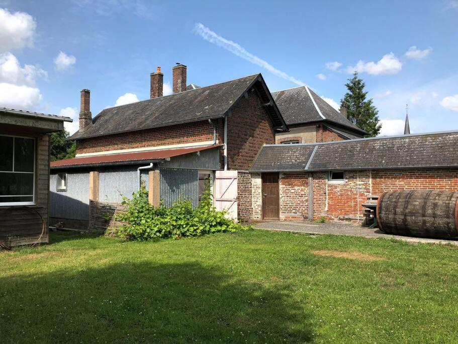 Gite Au Coeur D'Une Residence D'Artiste Saint-Aubin-de-Bonneval Екстер'єр фото