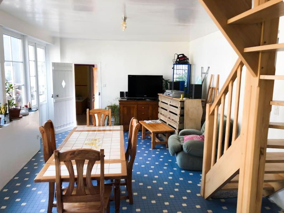 Gite Au Coeur D'Une Residence D'Artiste Saint-Aubin-de-Bonneval Екстер'єр фото
