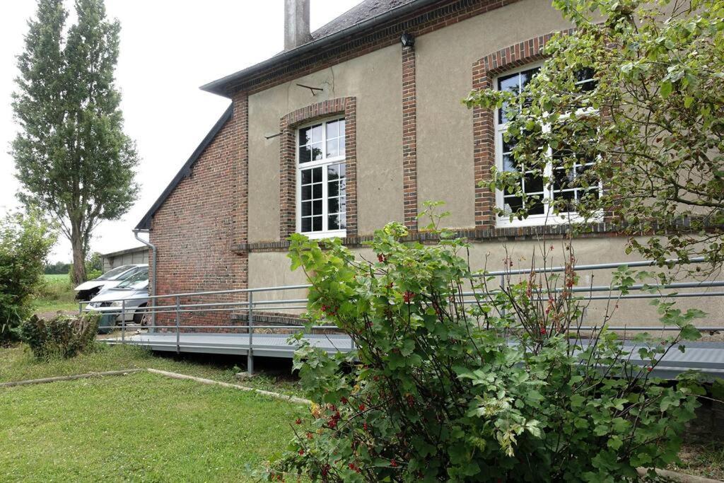Gite Au Coeur D'Une Residence D'Artiste Saint-Aubin-de-Bonneval Екстер'єр фото